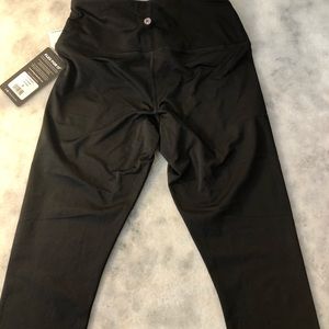 NWT Soft Tech Brushed Inside Legging